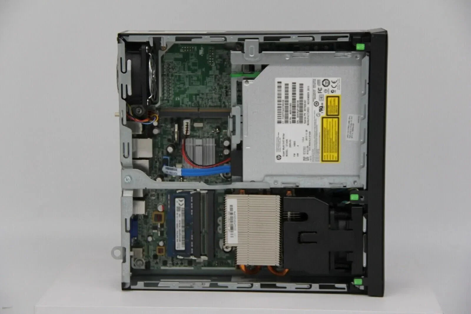 S181. HP / EliteDesk 800 G1 USDT / Core i7-4790S_3.20GHz / 8GBメモリ / 128GB  SSD / Windows10 Pro